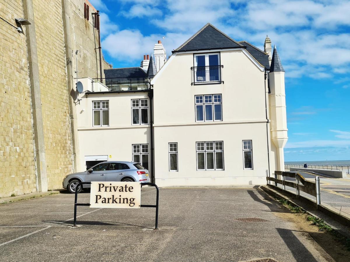 Shore Thing Beachfront Apartment Ramsgate - Sleeps 4 Exterior foto